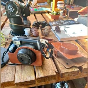 PU Leather Carry Case for Fujifilm Instax Wide 300 Polaroid Camera - with straps